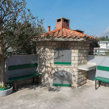 アパート Rose&ana *