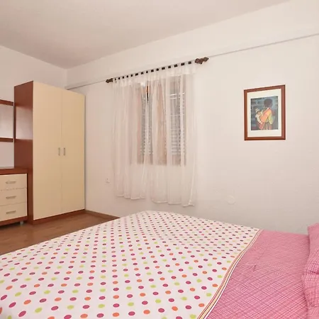 Rose&ana マカルスカ